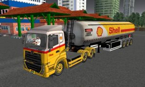 Truck UD Quester Trailer Tangki Shell Ukuran Panjang